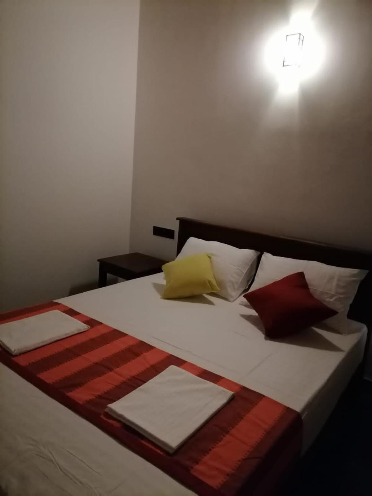 Ceylonima Home Stay Anuradhapura Δωμάτιο φωτογραφία