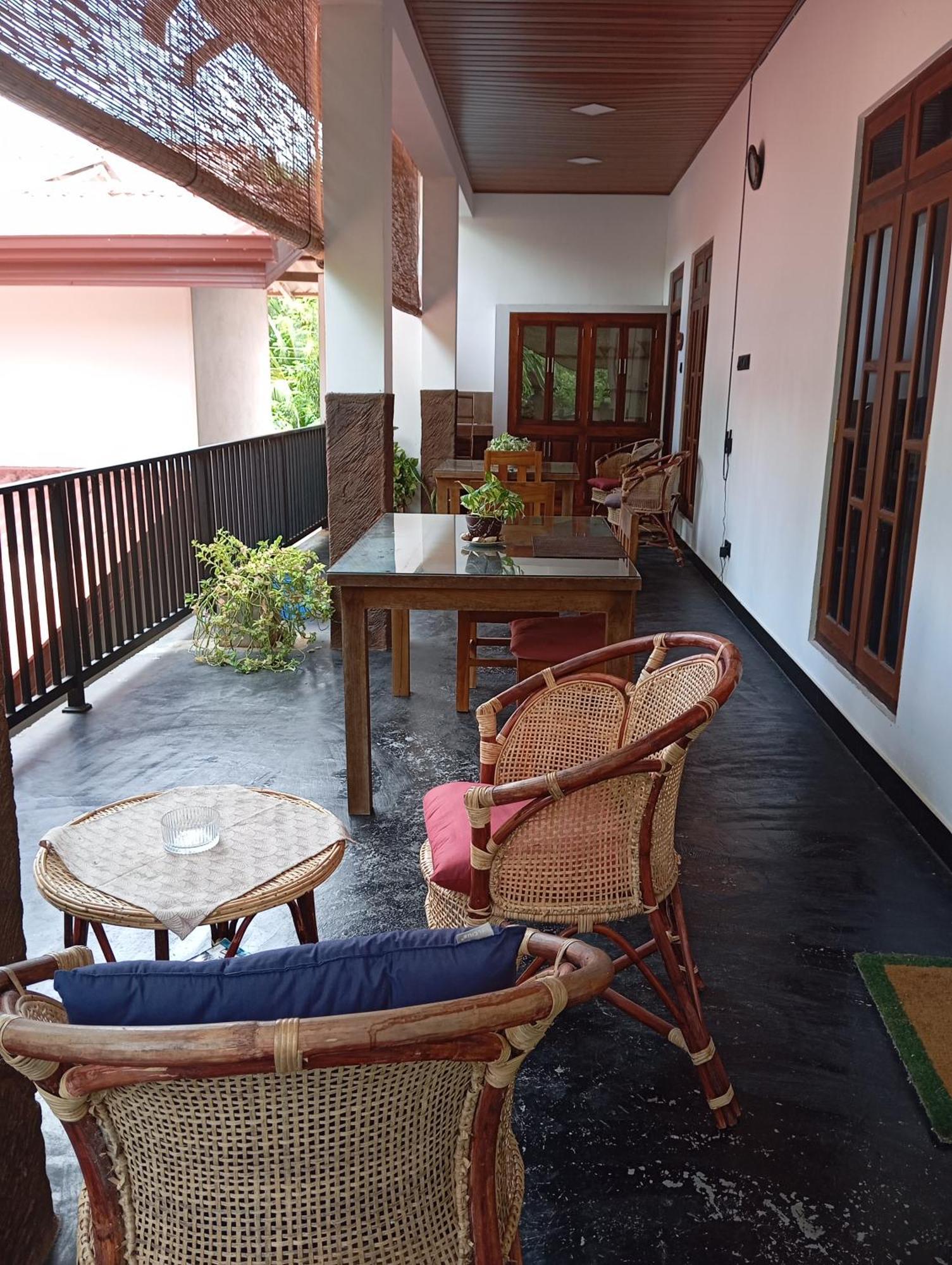 Ceylonima Home Stay Anuradhapura Δωμάτιο φωτογραφία